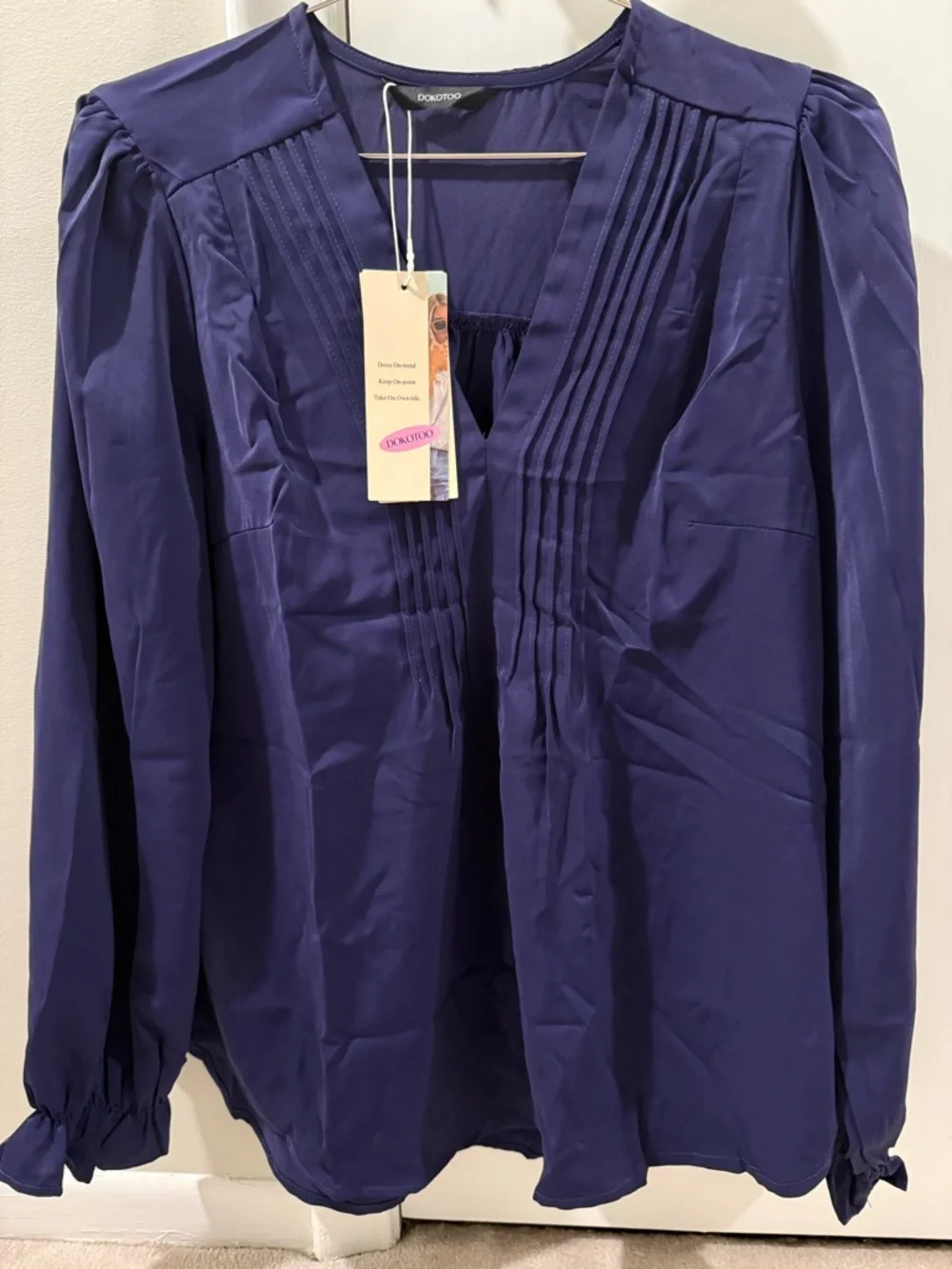 NWT Dokotoo Dark Navy Pintuck V-Neck Blouse - Picture 1 of 5